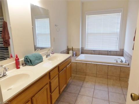 201 Saddle Brook Dr, Dobson, NC 27017 photo 10