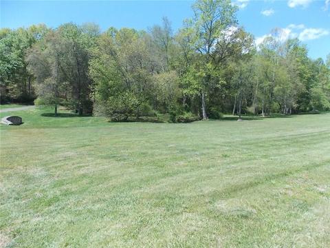 201 Saddle Brook Dr, Dobson, NC 27017 photo 24