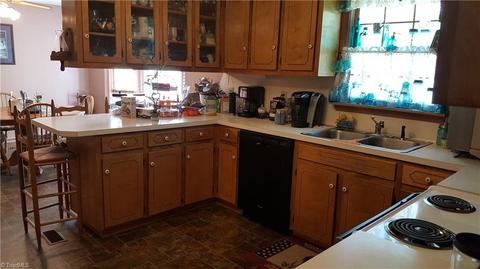 3735 Lynn Oaks Dr, Trinity, NC 27370 photo 5