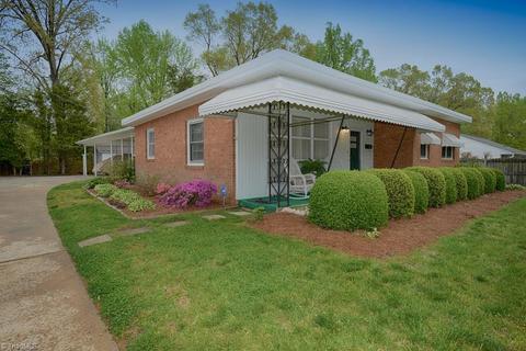 512 Florham Dr, High Point, NC 27262 photo 2