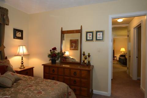 512 Florham Dr, High Point, NC 27262 photo 26