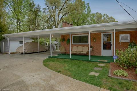 512 Florham Dr, High Point, NC 27262 photo 3