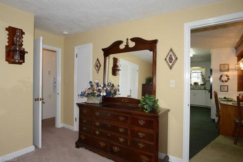 512 Florham Dr, High Point, NC 27262 photo 22
