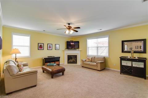 4604 Freestone St, High Point, NC 27265 photo 8