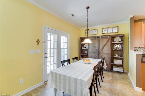 4604 Freestone St, High Point, NC 27265 photo 9