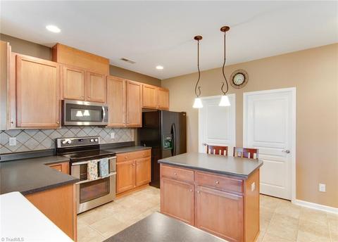 4604 Freestone St, High Point, NC 27265 photo 10