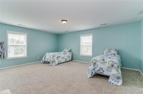 4604 Freestone St, High Point, NC 27265 photo 17