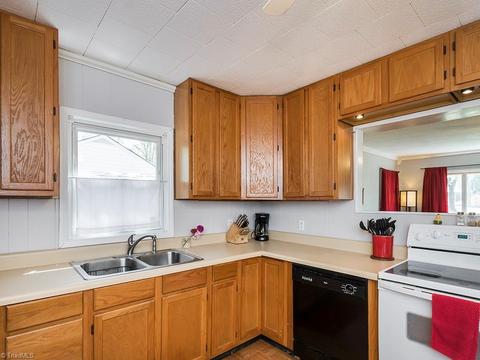 204 Sunset Dr, Elon, NC 27244 photo 7