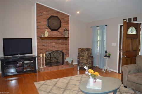 1525 Bald Hill Loop, Madison, NC 27025 photo 12