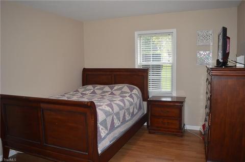 1525 Bald Hill Loop, Madison, NC 27025 photo 14