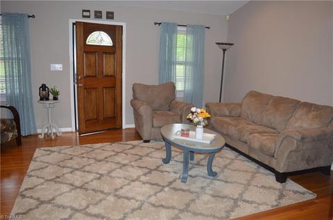 1525 Bald Hill Loop, Madison, NC 27025 photo 13