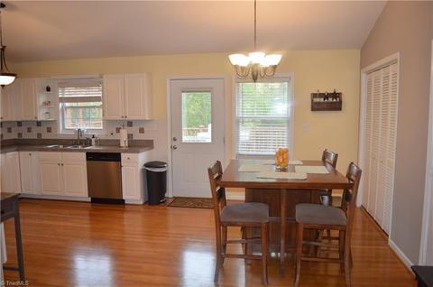 1525 Bald Hill Loop, Madison, NC 27025 photo 11