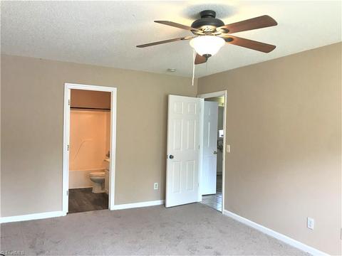 519 Warbler Ct, High Point, NC 27262 photo 7