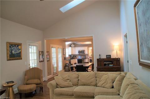 2117 Mirus Ct, High Point, NC 27265 photo 4