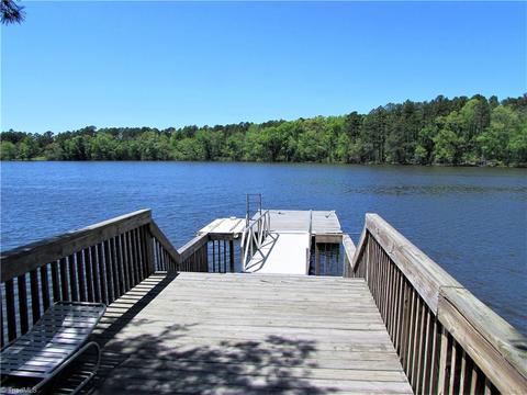 439 Dockside Ter, Denton, NC 27239 photo 10