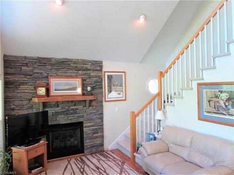 439 Dockside Ter, Denton, NC 27239 photo 17