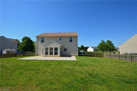1277 Silverstone Ct, High Point, NC 27265 photo 28