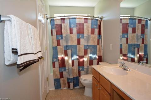1277 Silverstone Ct, High Point, NC 27265 photo 24