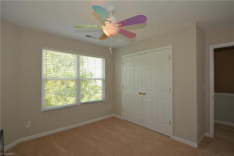 1277 Silverstone Ct, High Point, NC 27265 photo 23