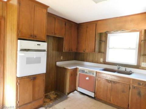 1071 Cedar Creek Rd, Biscoe, NC 27209 photo 6