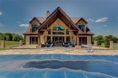 494 Ledbetter Rd, Mayodan, NC 27027 photo 4