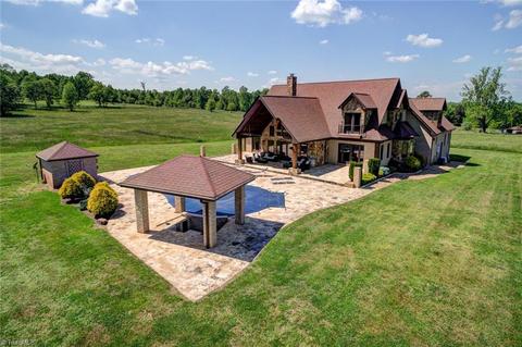 494 Ledbetter Rd, Mayodan, NC 27027 photo 2
