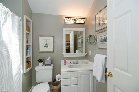 420 Edgedale Dr, High Point, NC 27262 photo 24
