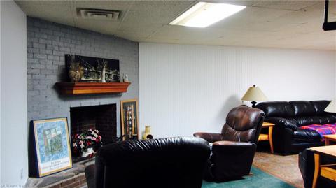 284 Countryside Rd, Harmony, NC 28634 photo 17