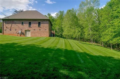 522 Brown Rd, King, NC 27021 photo 4