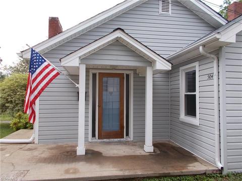 504 Sunset Dr, High Point, NC 27262 photo 2