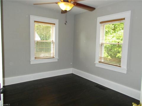 504 Sunset Dr, High Point, NC 27262 photo 10