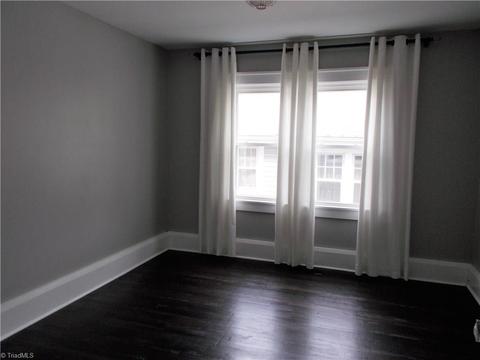 504 Sunset Dr, High Point, NC 27262 photo 11