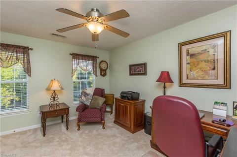 3111 Timberwolf Ave, High Point, NC 27265 photo 9