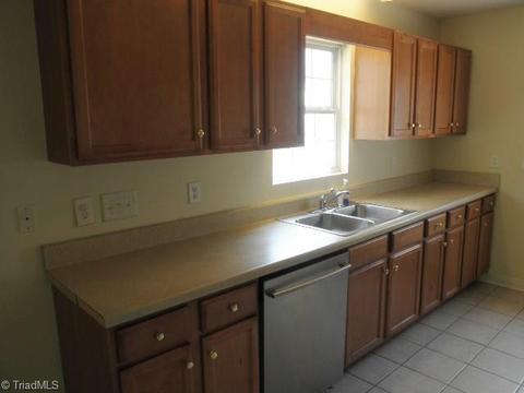 906 Park St, High Point, NC 27260 photo 17