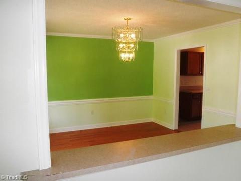 906 Park St, High Point, NC 27260 photo 9