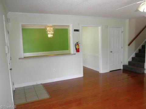 906 Park St, High Point, NC 27260 photo 5