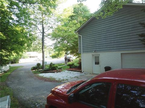 101 Pineview Ct, King, NC 27021 photo 14
