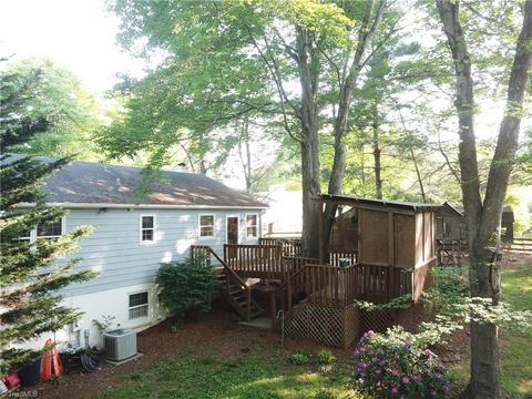 101 Pineview Ct, King, NC 27021 photo 5