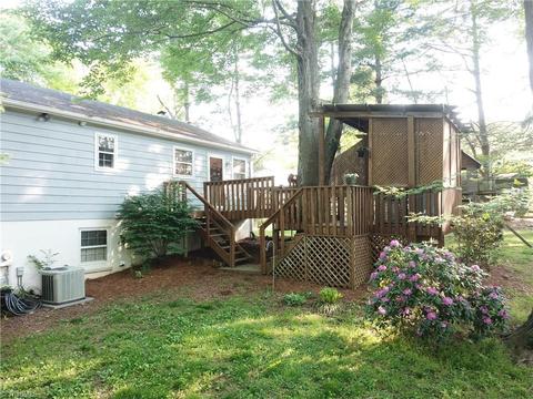 101 Pineview Ct, King, NC 27021 photo 6