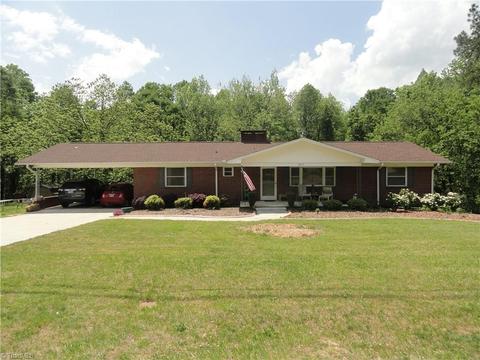 6817 Fairview Church Rd, Trinity, NC 27370 photo 1