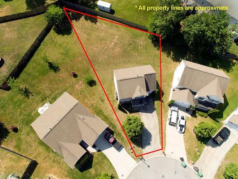 2032 Cliffvale Ct, High Point, NC 27262 photo 2