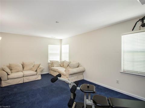 2032 Cliffvale Ct, High Point, NC 27262 photo 9