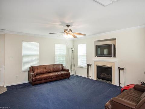 2032 Cliffvale Ct, High Point, NC 27262 photo 5