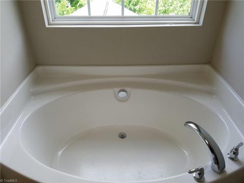 3709 Single Leaf Cir, High Point, NC 27265 photo 19