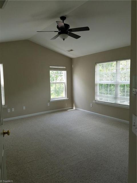 3709 Single Leaf Cir, High Point, NC 27265 photo 15