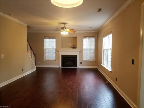 3709 Single Leaf Cir, High Point, NC 27265 photo 10