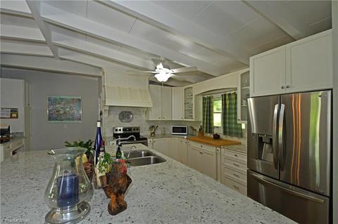 3473 Stimpson Dr, Pfafftown, NC 27040 photo 6