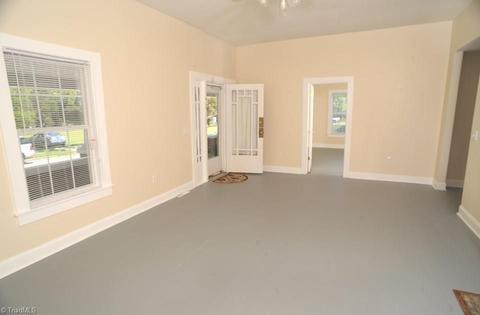 109 2nd St, Spencer, NC 28159 photo 4