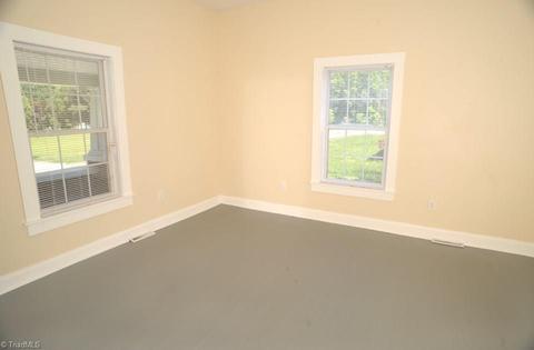 109 2nd St, Spencer, NC 28159 photo 5