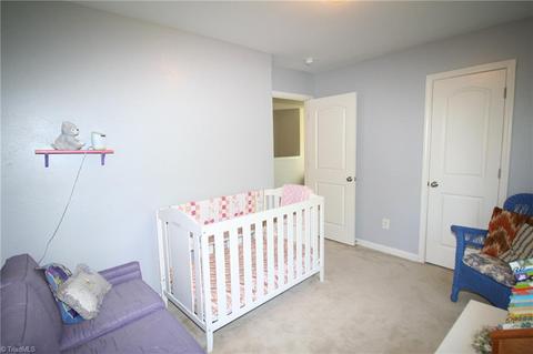 5208 Switchback Dr, High Point, NC 27265 photo 9